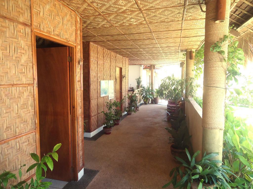 Dacozy Beach Resort Moalboal Exterior photo