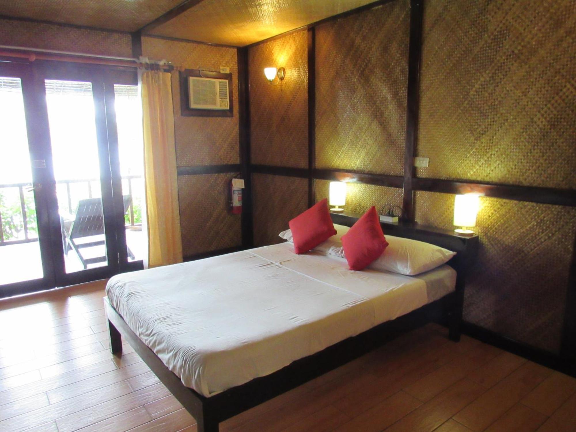 Dacozy Beach Resort Moalboal Exterior photo